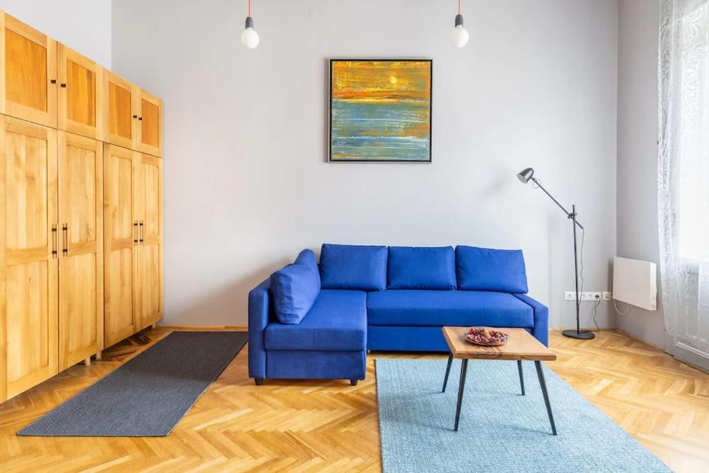 Elegant And Modern In The City Centre Будапеща Екстериор снимка