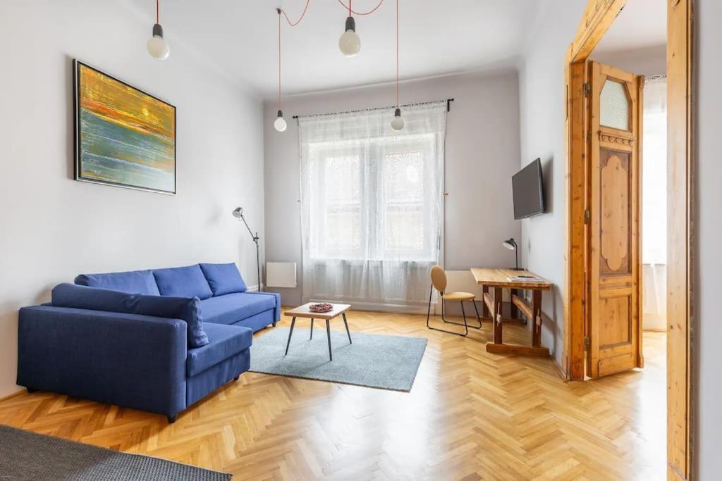 Elegant And Modern In The City Centre Будапеща Екстериор снимка